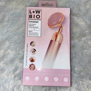 LUXE + WILLOW
Phoenix Rose Quartz Stone Vibrating Facial Massager